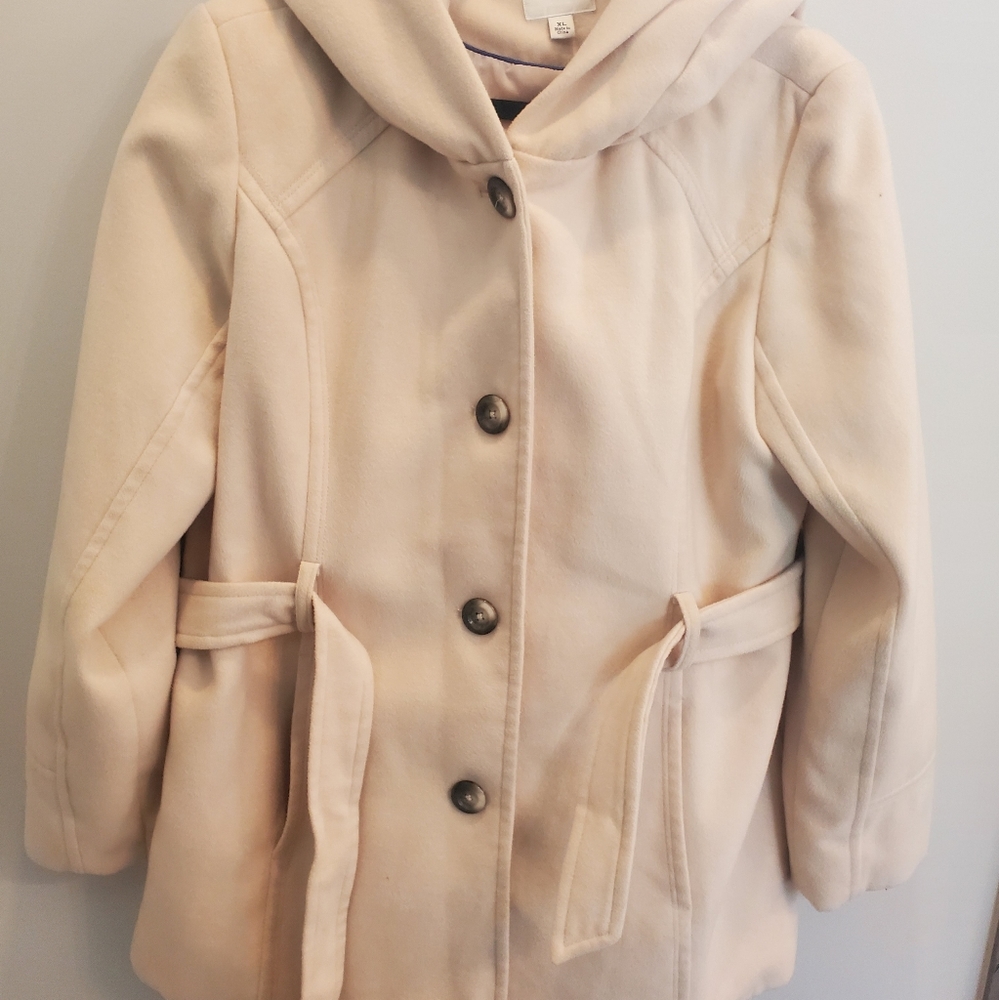 Croft &Battow Cream White Coat